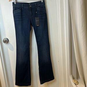 Mexx jeans flared leg women’s size 6 vintage wash low waist stretch tall new tag